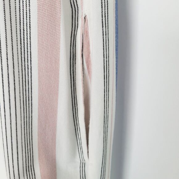 EN CREME Relaxed Cropped Striped Jumpsuit Size M Culotte Spaghetti Strap V Neck - Picture 7 of 11